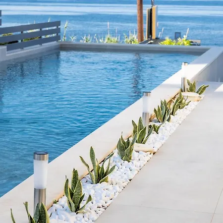 Appart hôtel Theros Dhiminio