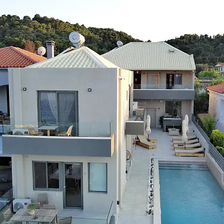 Ξενοδοχείο με διαμερίσματα Theros