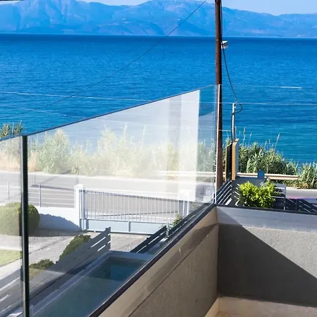 Theros 4* Dhiminión