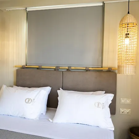 Theros Apart-hotel Dhiminio