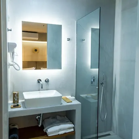 Theros Apart Otel