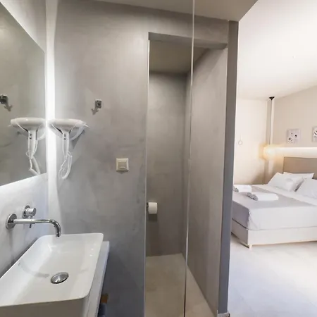 Aparthotel Theros Dhiminio