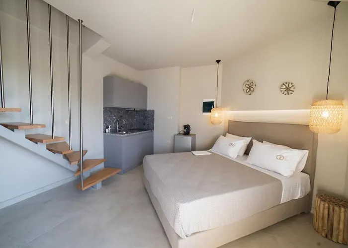 Aparthotel Theros Dhiminio