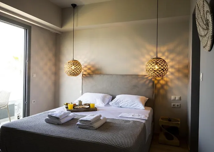 Aparthotel Theros 4*